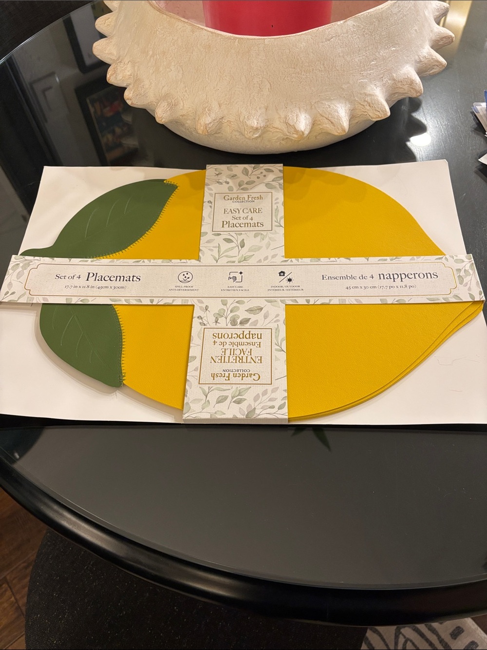 Easy Care Lemon Placemat Set of Four- Yellow & Green